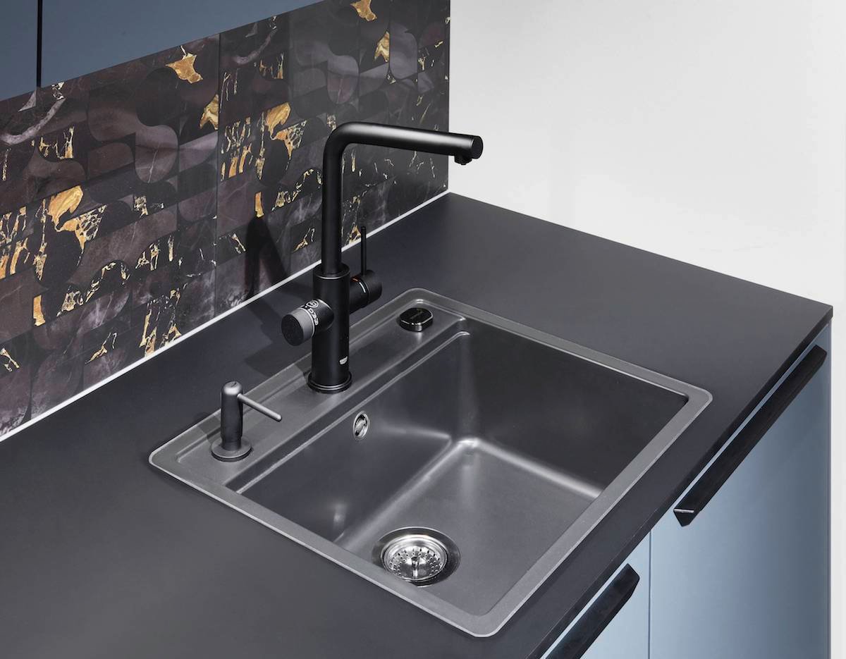 01_04_31196_22_Easytouch_966_D