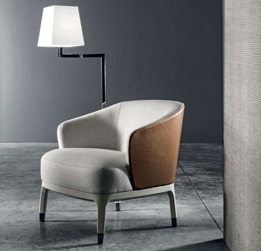 MC_-LUNGOTEVERE-armchair-5-878x1030