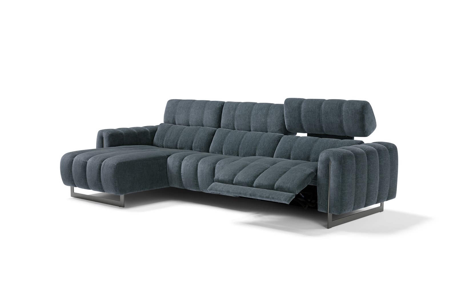 Genesi_19_FrancoFerriItalia Kampinė sofa su el. reglaineriu Genesi - Image 1