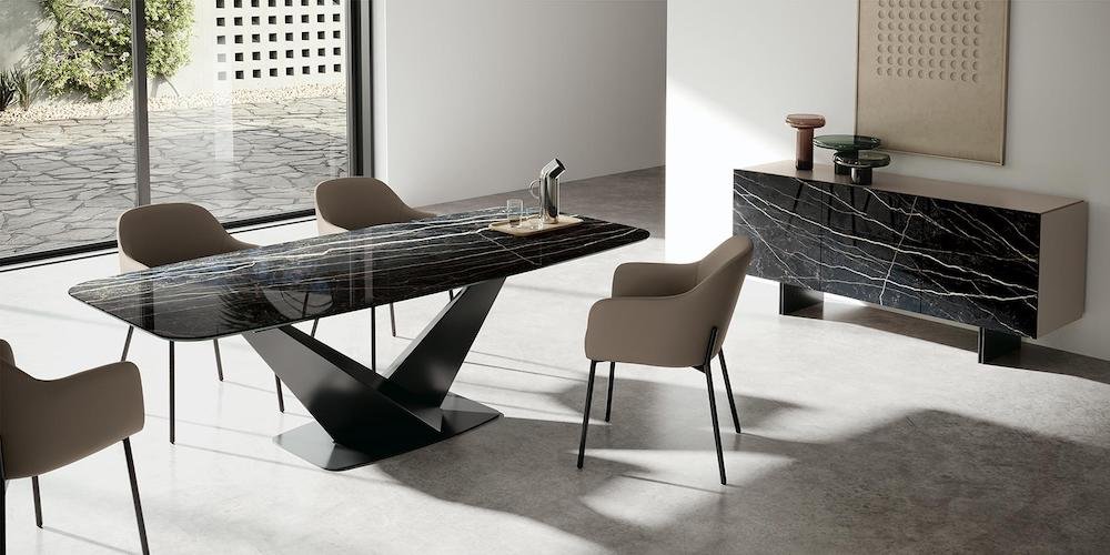 zenith-pag44-45-1700x850-1700x850 Valgomojo baldai Zenith - Image 1