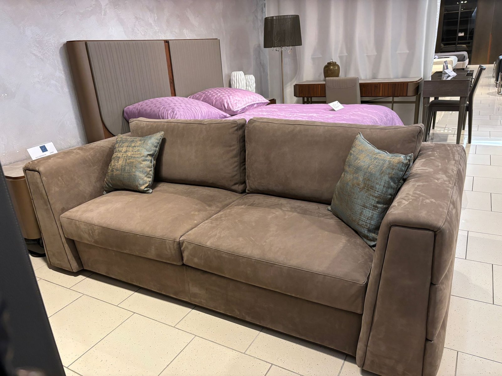 WhatsApp-Image-2025-12-18-at-15.30.12 Sofa Cloe - Image 1