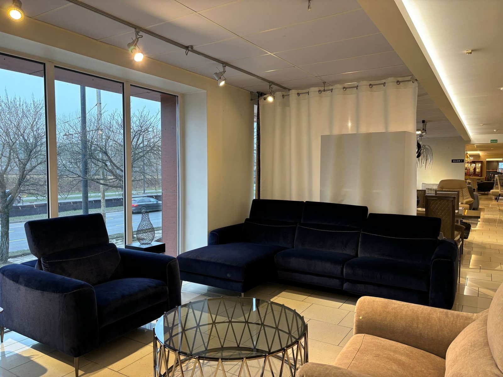 WhatsApp-Image-2025-12-18-at-15.30.17-1 Minkštų baldų komplektas Capriccio - Image 1