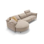 Kampinė sofa su el. reglaineriu Bose