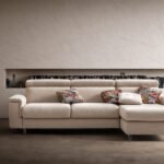 Kampinė sofa su miegamu mechanizmu Target